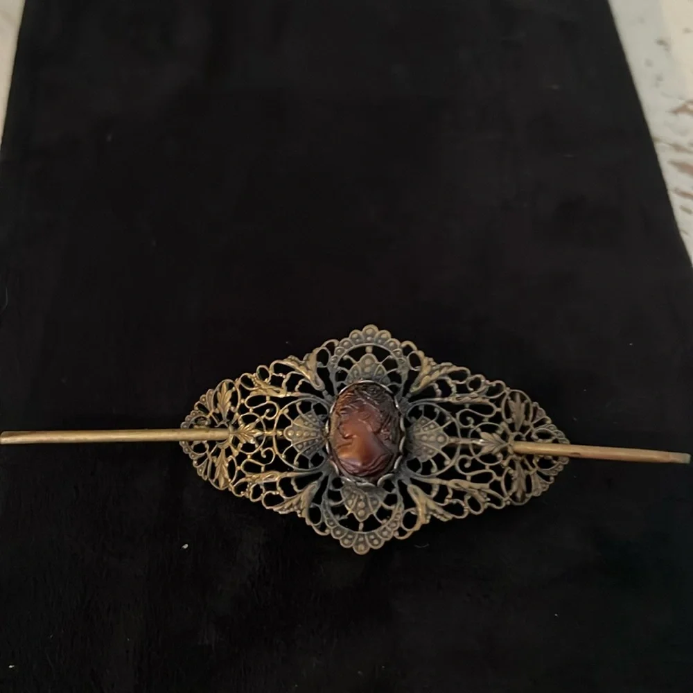 Vintage Cameo hair barrette pick comb